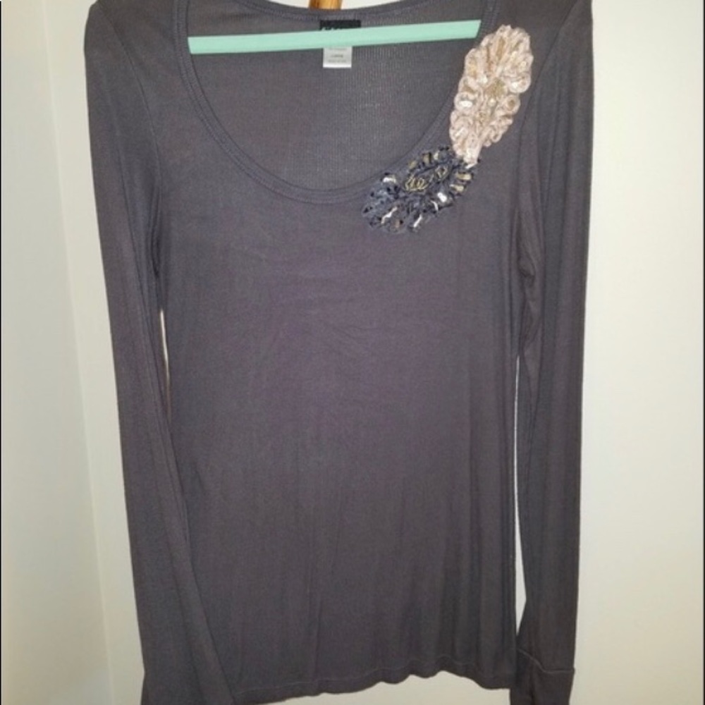 Day trip top from buckle